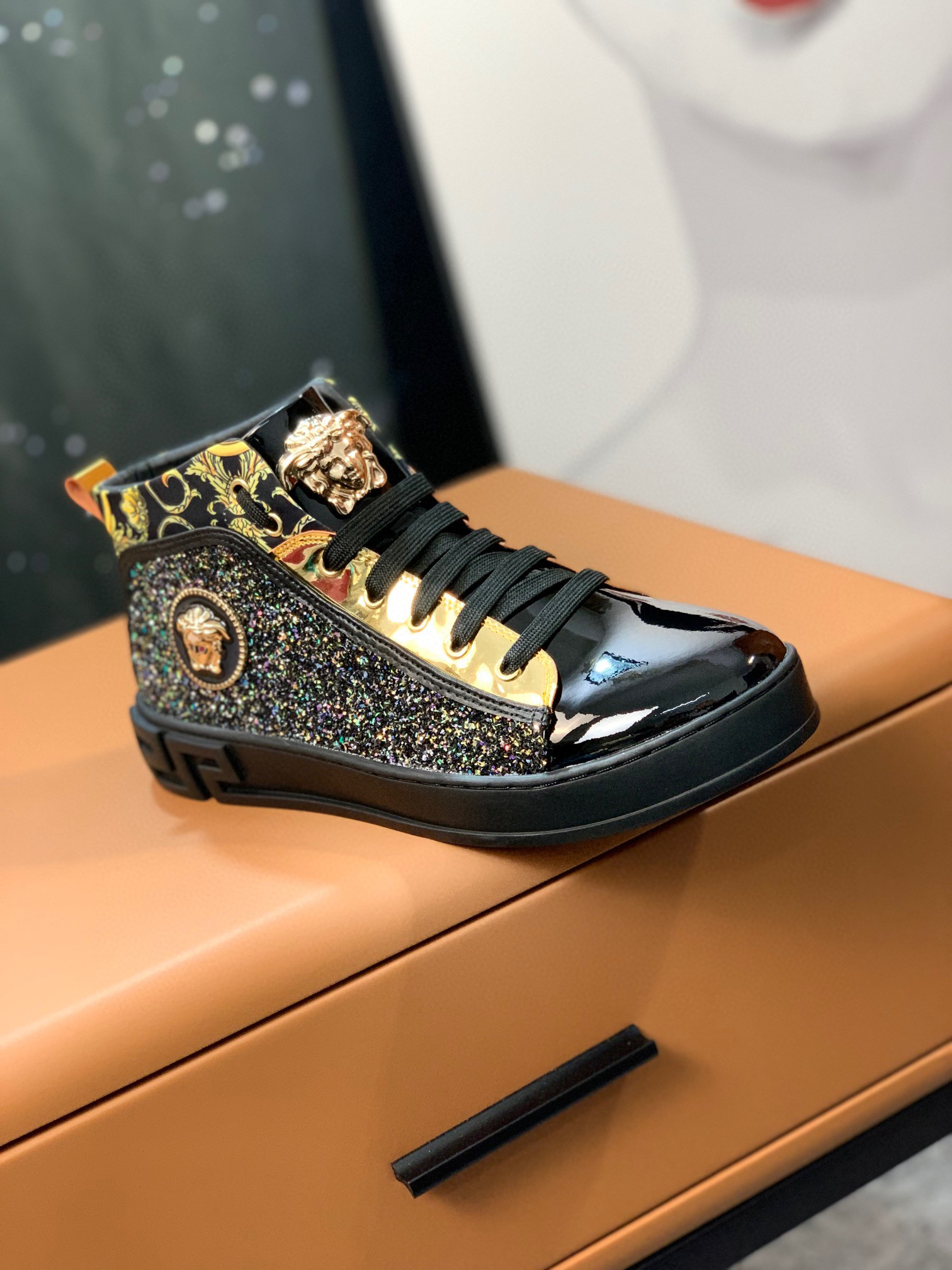 Luxury Design Sneakers - Black Gold